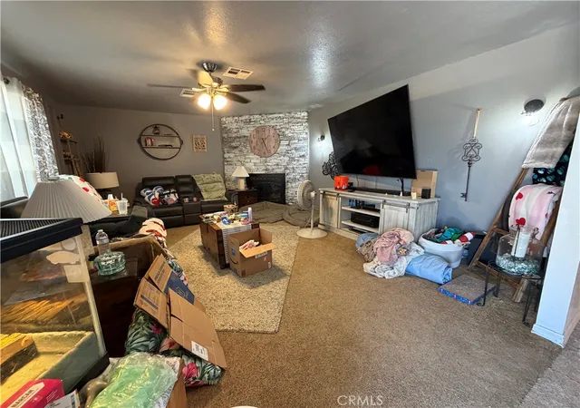 Homes for sale in Yucca Valley, CA | 7009 Hanford Ave, Yucca Valley, CA 92284 | MLS# IG25272997