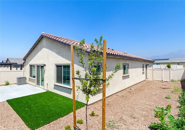 Homes for sale in Beaumont, CA | 1517 Willowhaven Ln, Beaumont, CA 92223 | MLS# IV25266021