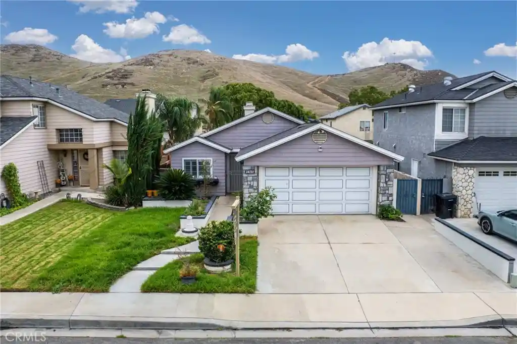 Single family home for sale at 14131 Long View, Fontana, CA 92337 | MLS# CV25273333