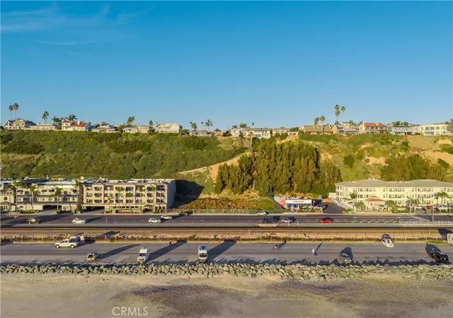 4th image of 34650 34656 Pacific Coast Hwy, Dana Point, CA 92624 | MLS# LG25273155