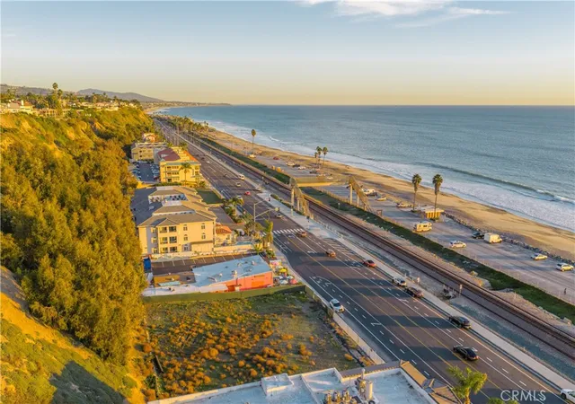 5th image of 34650 34656 Pacific Coast Hwy, Dana Point, CA 92624 | MLS# LG25273155