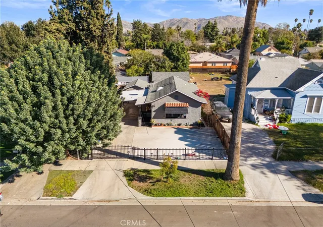 Homes for sale in Riverside, CA | 3420 Comer Ave, Riverside, CA 92507 | MLS# PW25273329