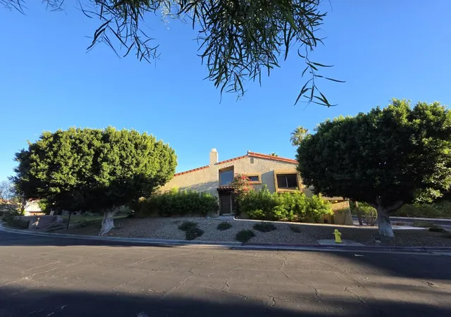 Homes for sale in Palm Springs, CA | 464 E Calle Begonia, Palm Springs, CA 92262 | MLS# 219139792DA