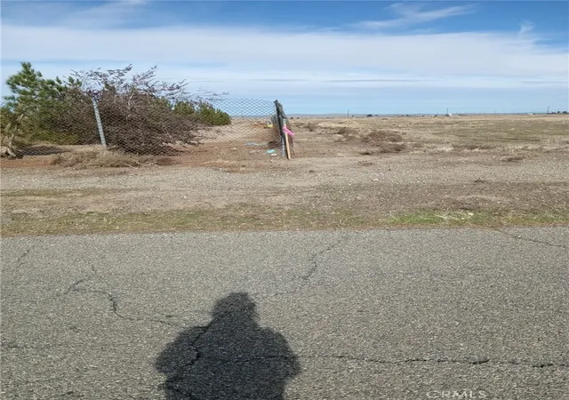 2nd image of 0 Vac/ave F/vic 58 Ave, Redman, CA 93535 | MLS# CV25273934