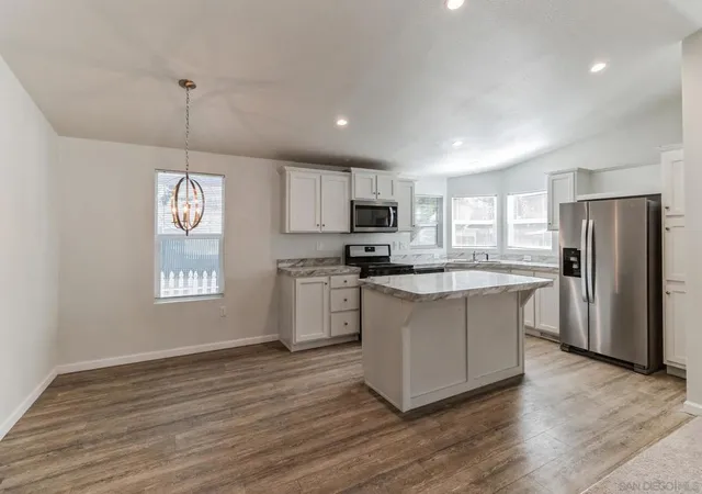 3rd image of 22899 Byron Rd #35, Crestline, CA 92325 | MLS# 250045504SD