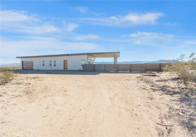 Photo 2 of Single family home for sale at 62050 Sonora, Joshua Tree, CA 92252 | MLS# OC25274314 | Listing updated on 2026-05-08