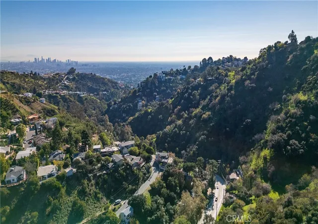 35th image of 2239 Laurel Canyon, Los Angeles, CA 90046 | MLS# GD25274416