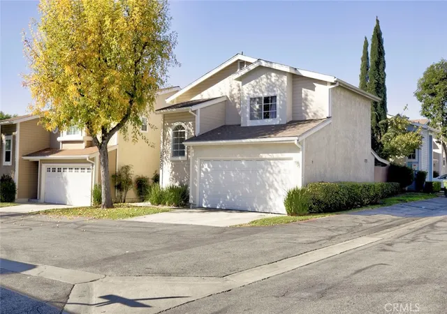 Homes for sale in Pacoima, CA | 12325 Sweetbriar, Pacoima, CA 91331 | MLS# GD25274787