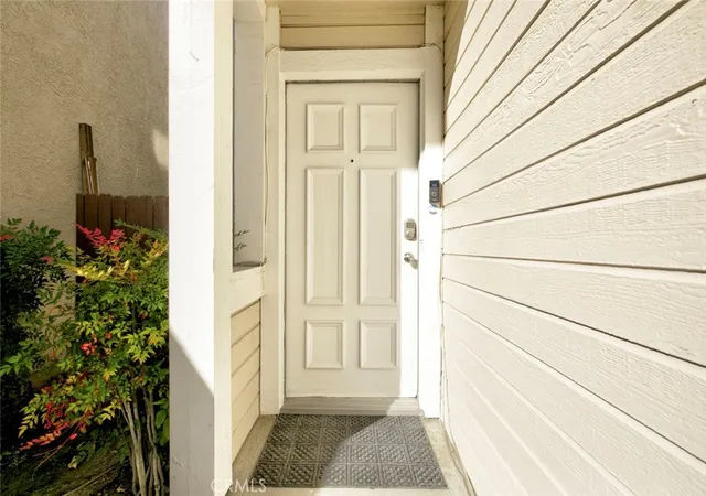 Homes for sale in Pacoima, CA | California Glen, Pacoima, CA 91331