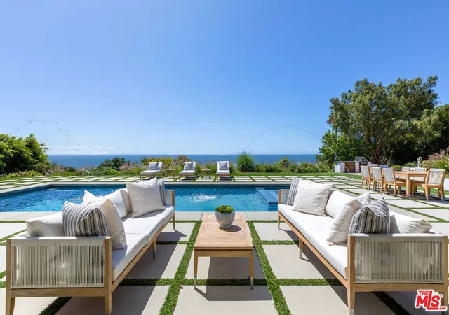 Photo 3 of Single family home for sale at 6320 Via Cataldo St, Malibu, CA 90265 | MLS# 25627849 | Listing updated on 2026-09-30