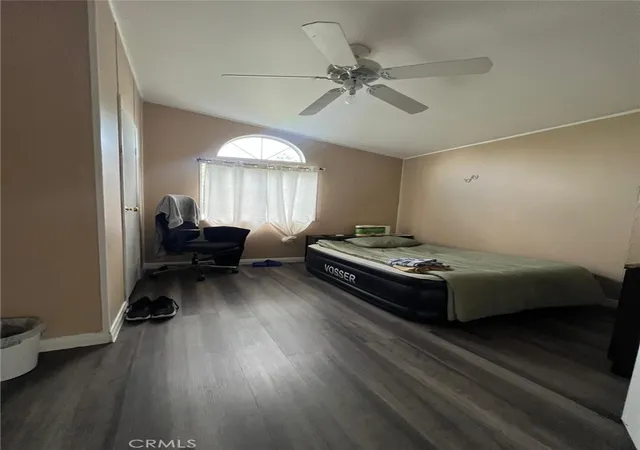 4th image of 214 Earl Ln #76, Santa Ana, CA 92704 | MLS# PW25274880