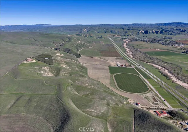 3rd image of 1990 E 46, Shandon, CA 93461 | MLS# SC25273793