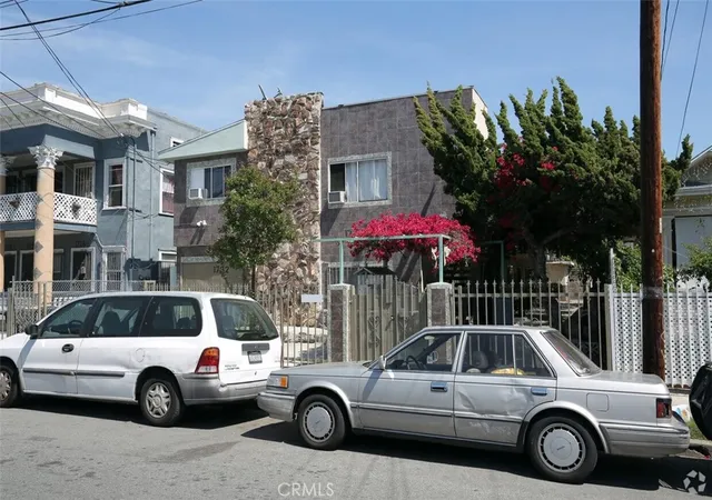 2nd image of 1732 S New England, Los Angeles, CA 90006 | MLS# RS25274976