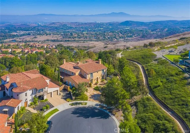 3rd image of 21 Ridgeview, Irvine, CA 92603 | MLS# TR25273840
