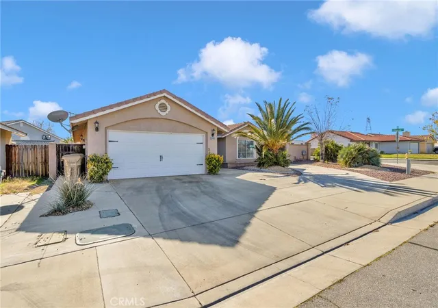 Homes for sale in Hesperia, CA | 14405 Cedar, Hesperia, CA 92344 | MLS# HD25274847