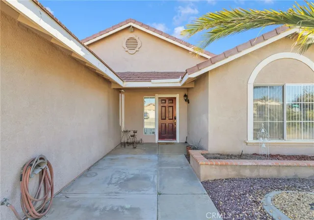 Homes for sale in Hesperia, CA | 14405 Cedar, Hesperia, CA 92344 | MLS# HD25274847