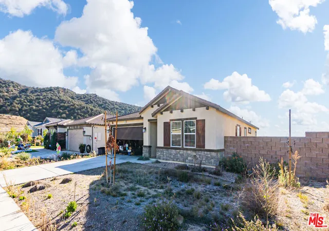 Photo 3 of Single family home for sale at 22849 Salvation Way, Wildomar, CA 92595 | MLS# 25628237 | Listing updated on 2026-09-29