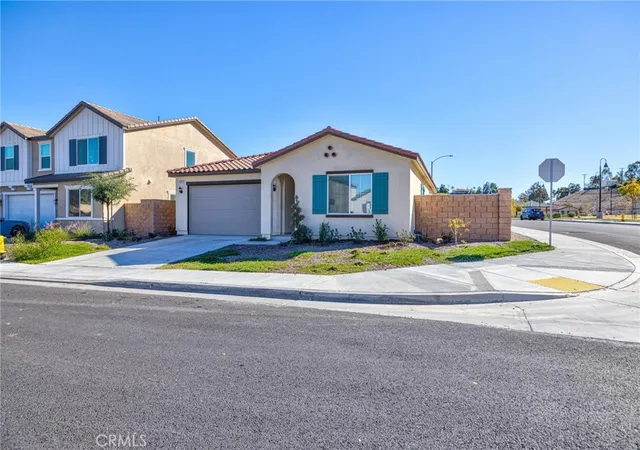 2nd image of 4884 Sicily, Lake Elsinore, CA 92530 | MLS# RS25264965
