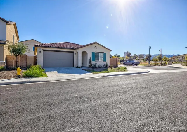 3rd image of 4884 Sicily, Lake Elsinore, CA 92530 | MLS# RS25264965