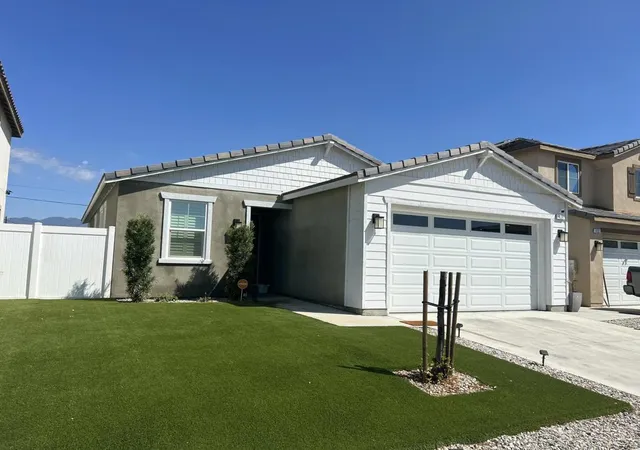 Photo 1 of Single family home for sale at 426 E Orchard St, Rialto, CA 92376 | MLS# 219139934DA | Listing updated on 2026-10-05