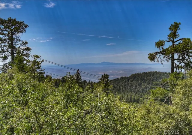 Photo 1 of Single family home for sale at 25515 True, Twin Peaks, CA 92391 | MLS# IG25268893 | Listing updated on 2026-10-01