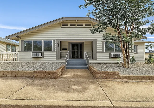 Photo 1 of Multi family home for sale at 401 W Graham, Lake Elsinore, CA 92530 | MLS# TR25275541 | Listing updated on 2026-10-01