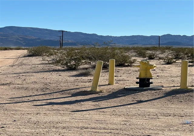 2nd image of 0 Nandia, 29 Palms, CA 92277 | MLS# JT25275588