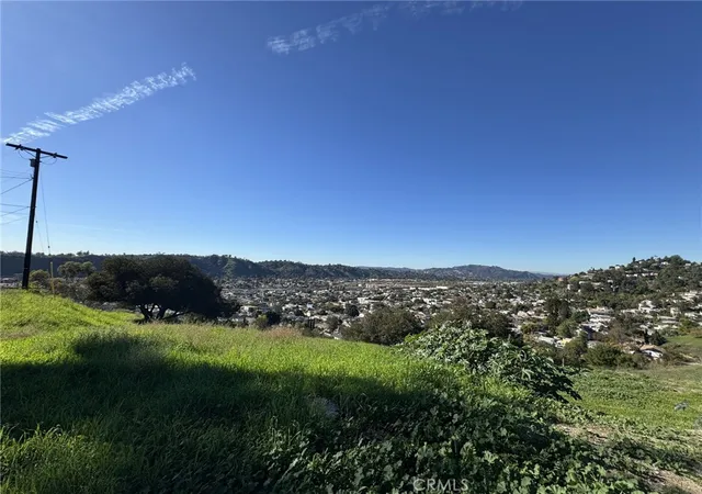 2nd image of 3585 Glenalbyn Dr, Los Angeles, CA 90065 | MLS# WS25275686