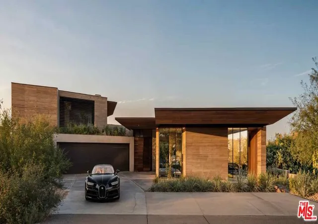 Photo 1 of Mansion for sale at 7305 Pyramid Pl, Los Angeles, CA 90046 | MLS# 25628157 | Listing updated on 2025-12-22
