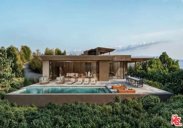 Photo 3 of Mansion for sale at 7305 Pyramid Pl, Los Angeles, CA 90046 | MLS# 25628157 | Listing updated on 2025-12-22