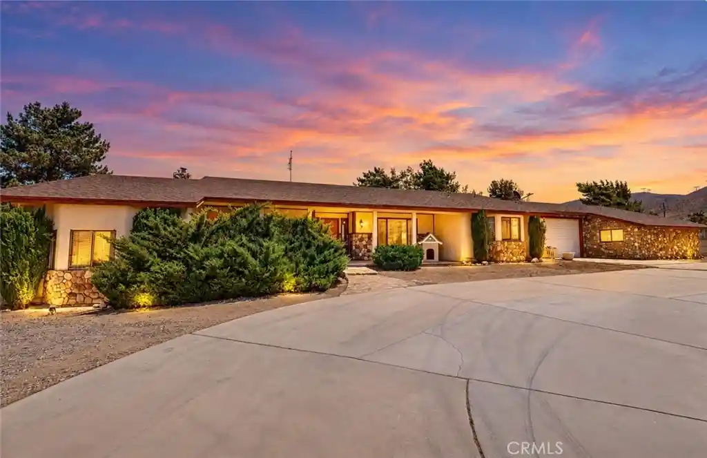 Photo 1 of Single family home for sale at 19574 Happy Valley, Apple Valley, CA 92308 | MLS# TR25274399 | Listing updated on 2026-10-09