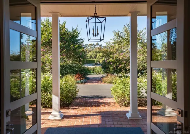 5th image of 16039 Via Del Alba, Rancho Santa Fe, CA 92067 | MLS# 250045761SD