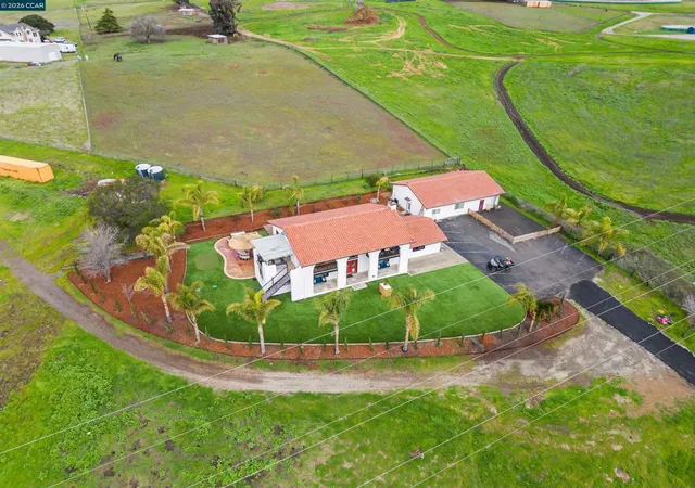 3rd image of 12200 Tesla Rd, Livermore, CA 94550 | MLS# 41119225