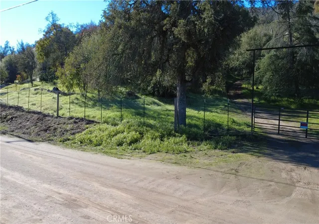 4th image of 37087 Pebble, Squaw Valley, CA 93675 | MLS# FR25276104