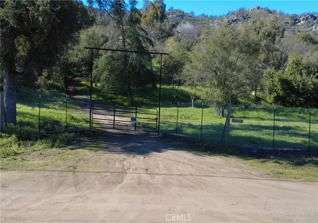 5th image of 37087 Pebble, Squaw Valley, CA 93675 | MLS# FR25276104