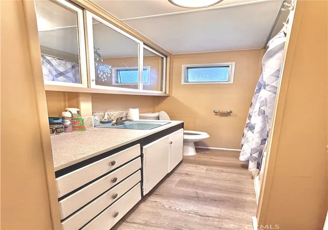 5th image of 160 S Eucalyptus #60, Rialto, CA 92376 | MLS# OC25276233