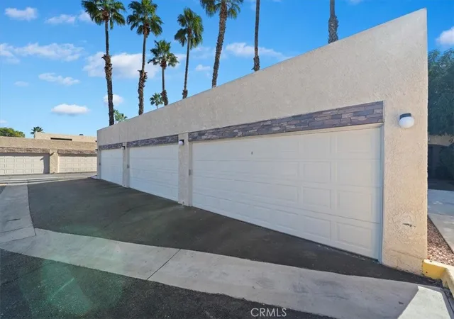 Photo 19 of Condo for sale at 200 E Racquet Clb #72, Palm Springs, CA 92262 | MLS# CV25276101 | Listing updated on 2026-10-11