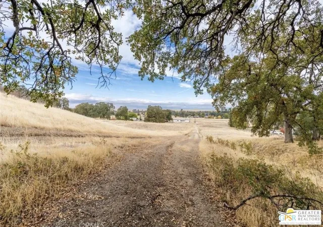 1st image of 17315 Rancho Tehama Rd, Corning, CA 96021 | MLS# 25628721PS
