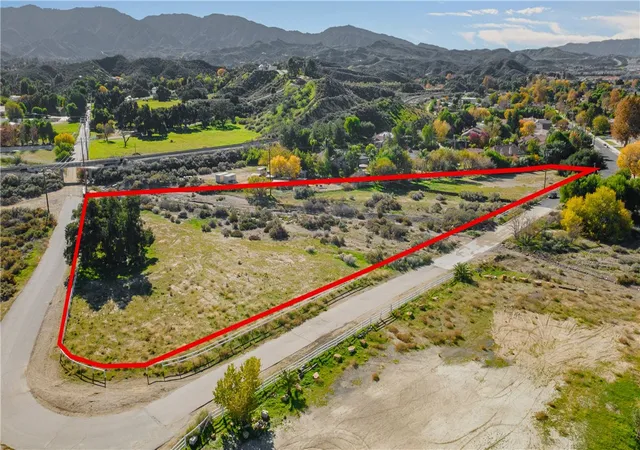 Photo 2 of Land for sale at 0 Lost Cyn Rd, Canyon Country, CA 91387 | MLS# SR25276399 | Listing updated on 2026-09-06