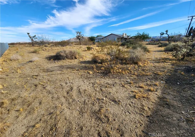 Homes for sale in Yucca Valley, CA | 7022 Avalon Ave, Yucca Valley, CA 92284 | MLS# IG25276534