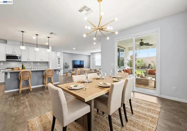 Photo 3 of Single family home for sale at 917 Talaria Ct, Oakley, CA 94561 | MLS# 41119297 | Listing updated on 2026-09-30