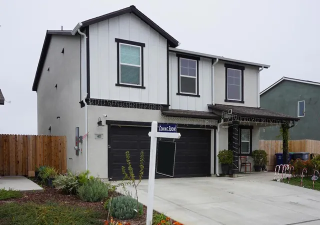 Homes for sale in Los Banos, CA | 405 Greene Way, Los Banos, CA 93635 | MLS# ML82029567