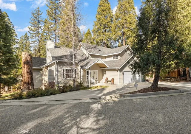 Photo 3 of Single family home for sale at 53875 Dogwood Crk, Bass Lake, CA 93604 | MLS# FR25275967 | Listing updated on 2026-09-15