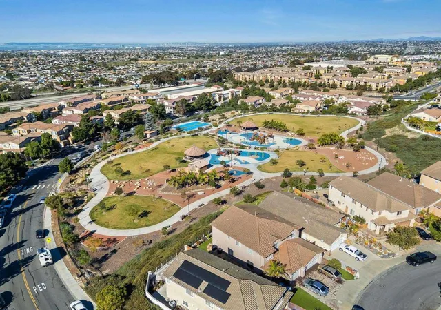 Listing Photo 2 - Condo for sale in building located at 4475 Corona Borealis Dr, San Diego, CA 92154 - Unit #