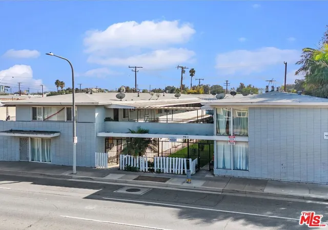 Photo 1 of Multi family home for sale at 902 E 17th Street, Santa Ana, CA 92701 | MLS# 25629401 | Listing updated on 2026-07-09