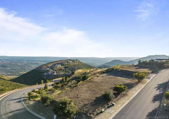 Photo 1 of Sale Pending at Via Rancho Cielo, Rancho Santa Fe, CA 92067 | MLS# 250045891SD | Listing updated on 2026-05-14