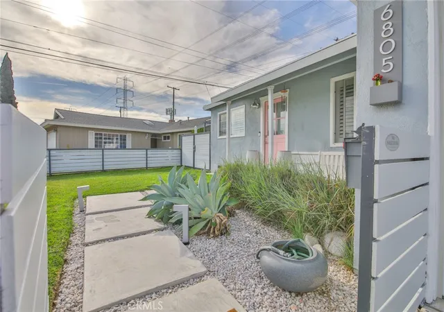 Homes for sale in Whittier, CA | 6805 Pioneer, Whittier, CA 90606 | MLS# DW25277852