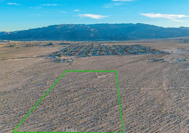 Homes for sale in 29 Palms, CA | 3 Laura Ln, 29 Palms, CA 92277 | MLS# JT25277874