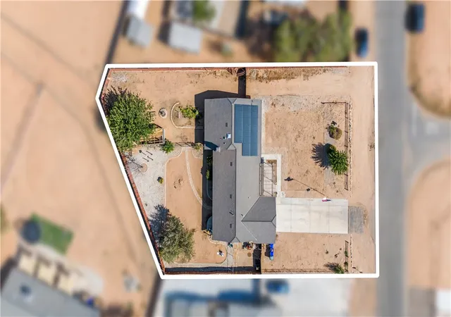 39th image of 15189 Tonikan, Apple Valley, CA 92307 | MLS# CV25277970