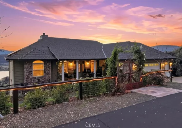 Photo 4 of Sale Pending at 18750 Fernwood Rd, Hidden Valley Lake, CA 95467 | MLS# LC25278034 | Listing updated on 2026-10-05